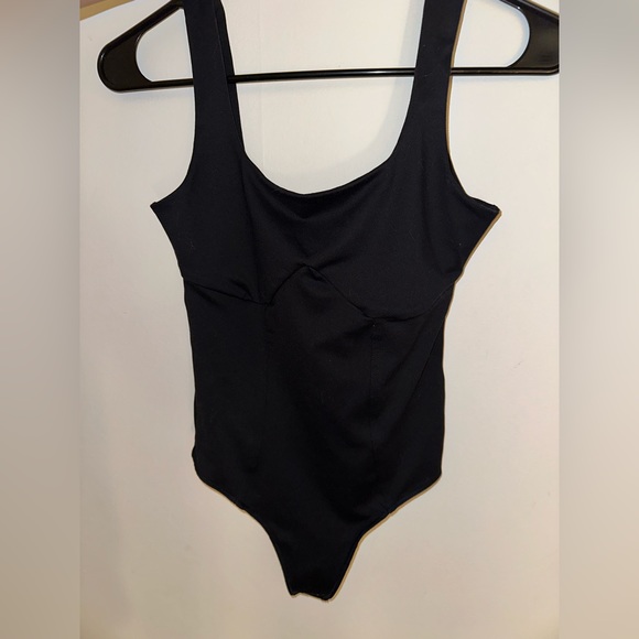 Abercrombie and Fitch Bodysuit - Picture 2 of 3